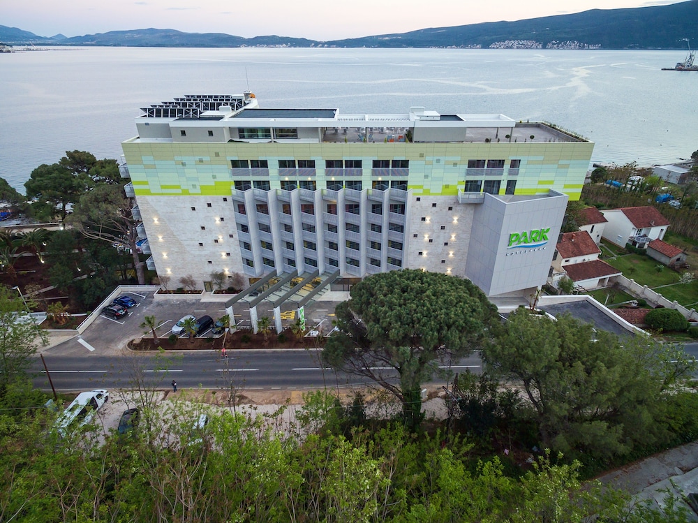 Carine Hotel Park in BIJELA