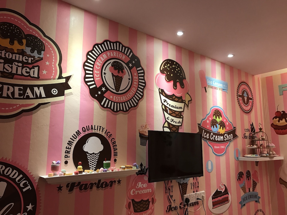 Fantasy Boutique Hotel 5/42