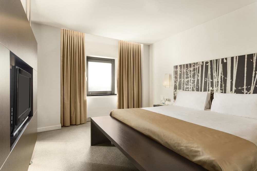 Ramada Plaza by Wyndham Bucharest Convention Center 22/57