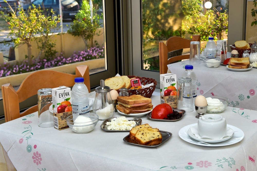 Aghas Hotel 46/60