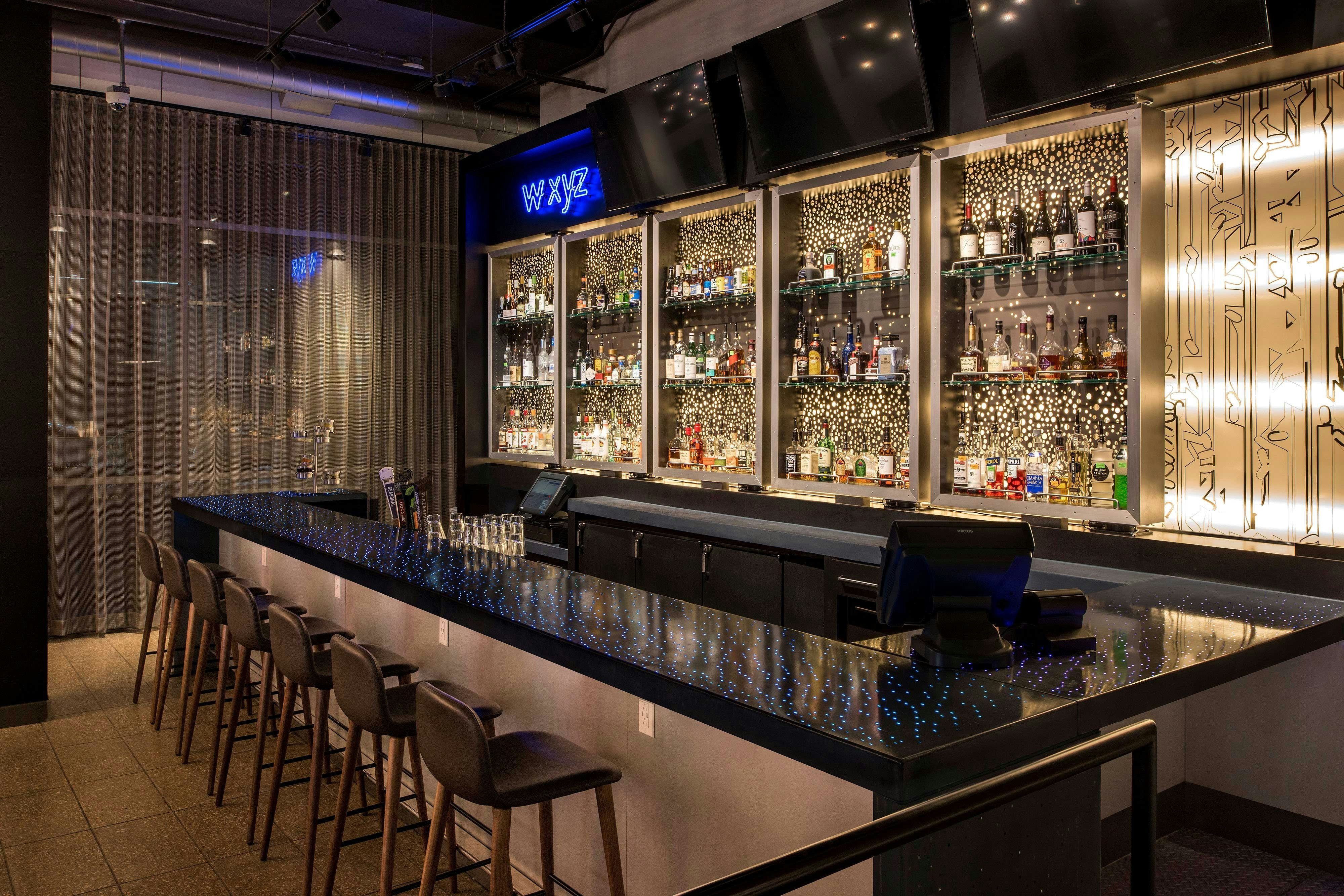 Aloft Charlotte Ballantyne 14/21