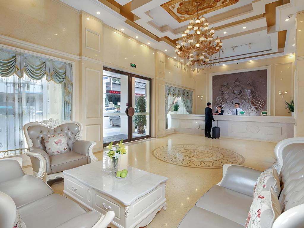 Vienna Classic Hotel (Kunming Changshui International Airport) 19/20