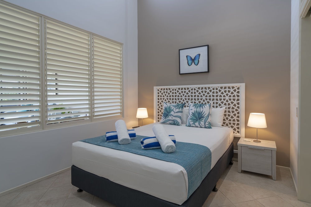 Saltwater Luxury Apartments 8/40