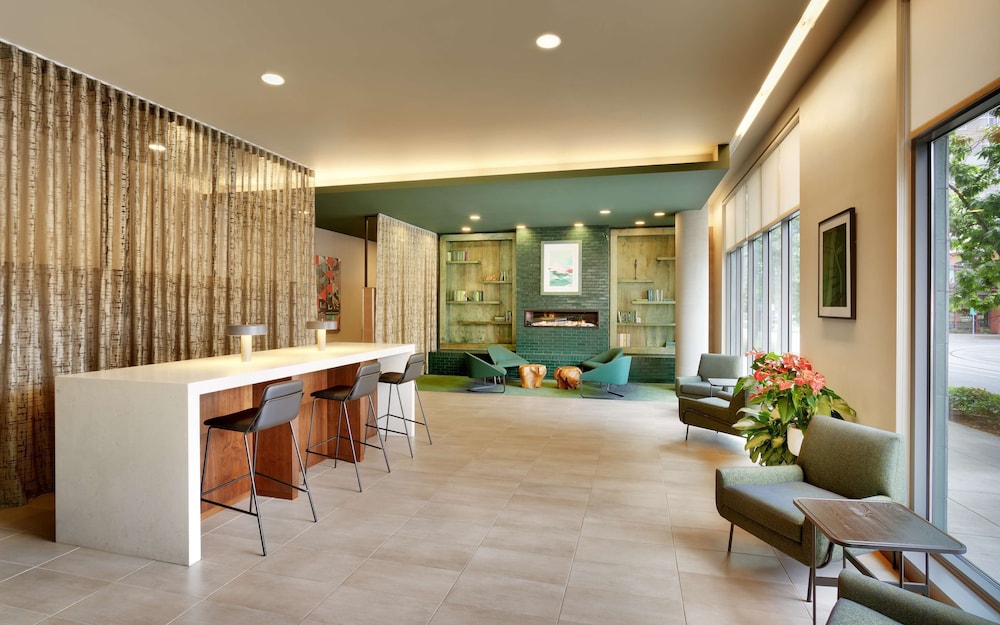 Lobby at Hyatt House Portland/Downtown, PORTLAND - OR
