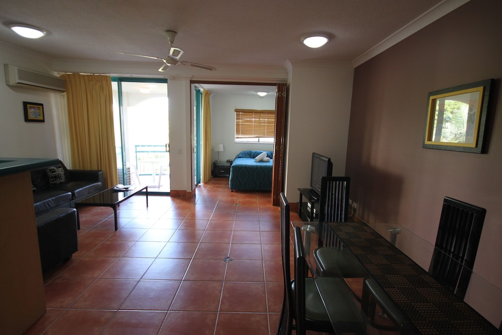 Aruba Beach Resort 48/67