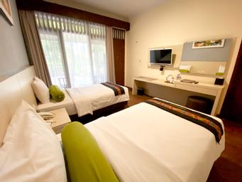 Deluxe, Twin Beds, Terrace