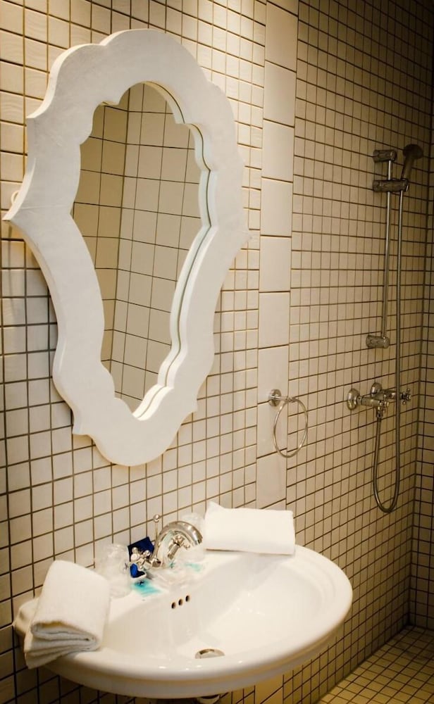 غرفة قياسية بسريرين منفصلين، Inter Hotel Colmar Sud La Ferme Du Pape Hostellerie 5/6