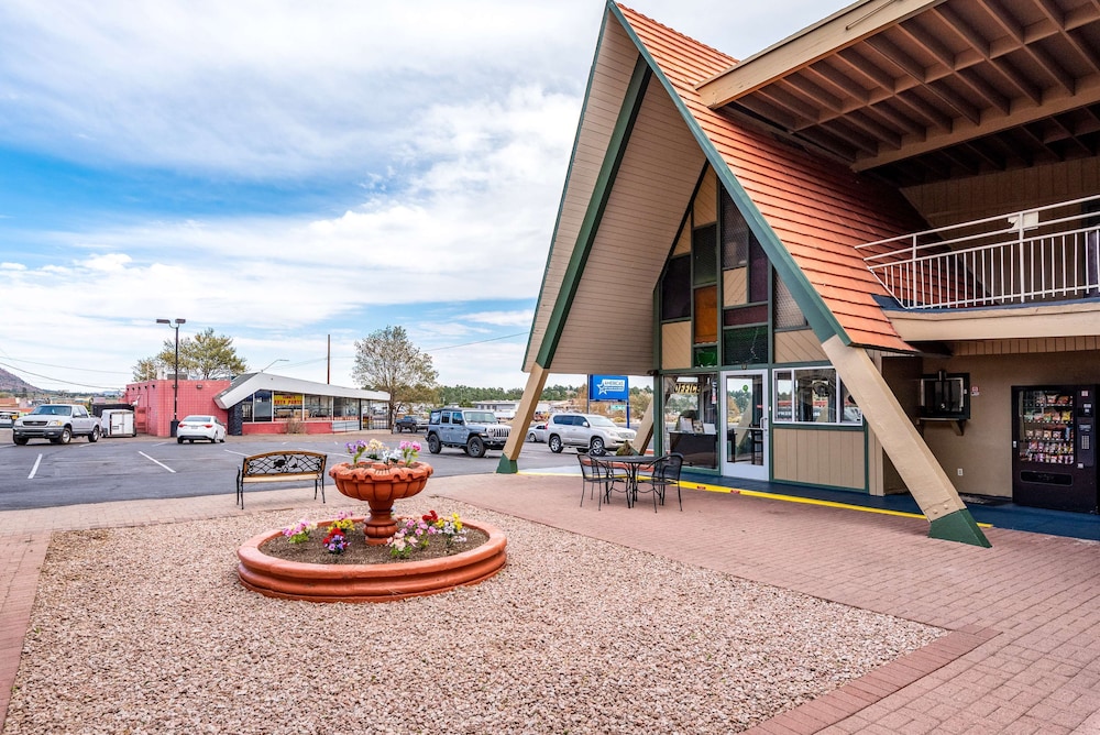 Americas Best Value Inn Suites Flagstaff 24/27