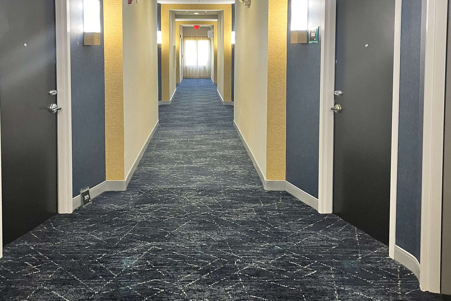 Comfort Suites Simpsonville 37/39