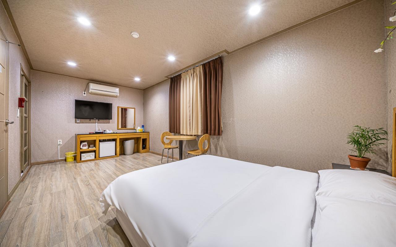 Sungsan Beach Hotel 15/38
