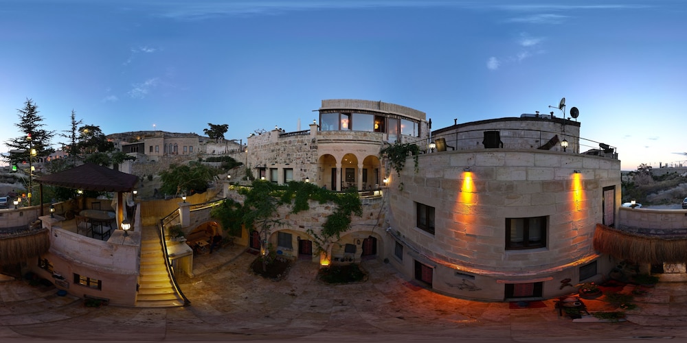 Antik Cave House 2/50