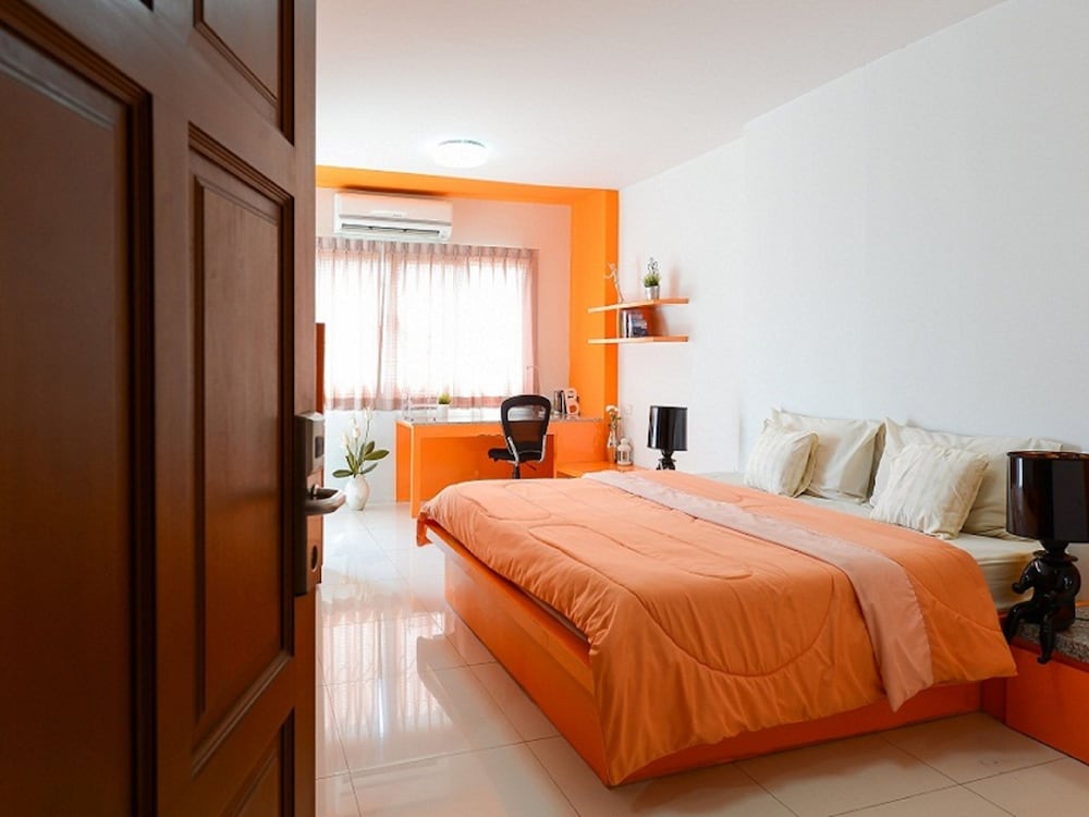 STANDARD, KING BED