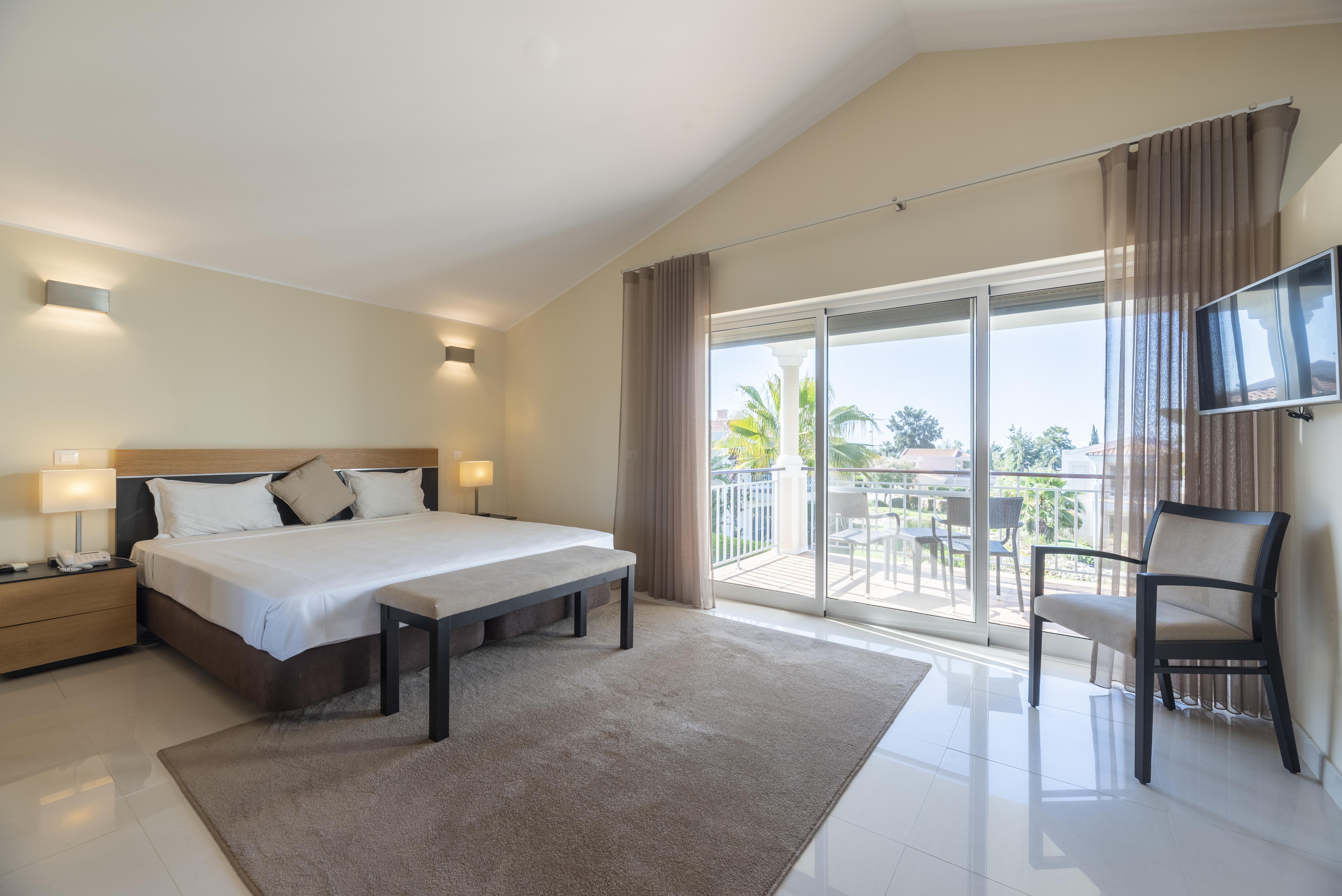 2 Bedrooms, Villa, Balcony or Terrace