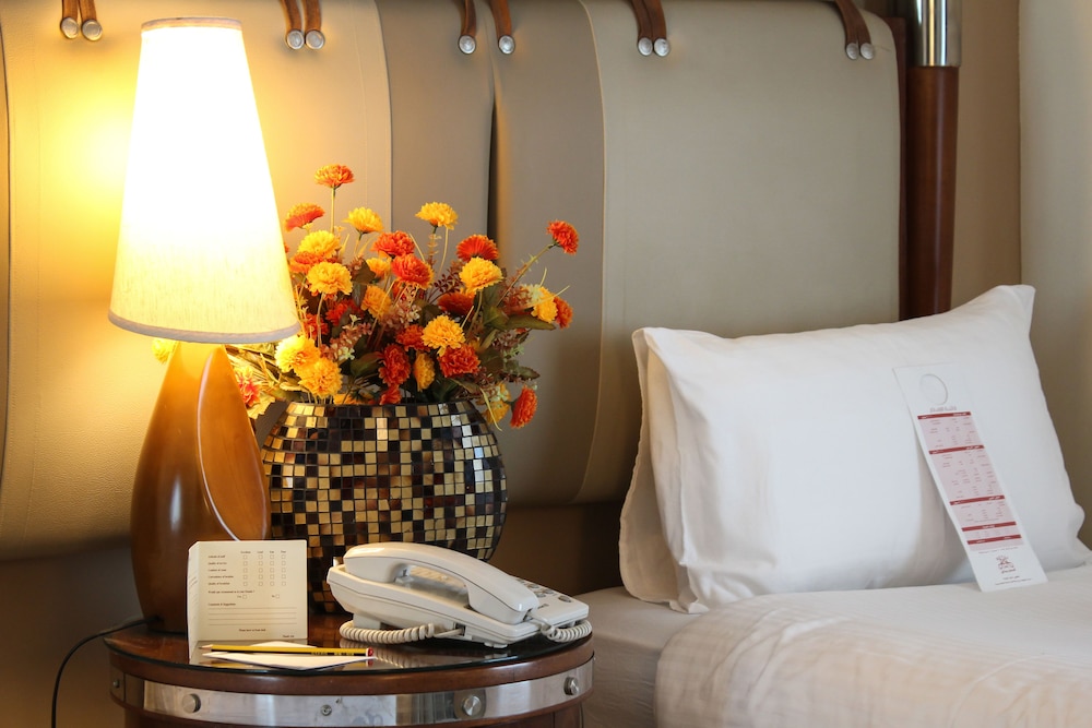 RETAJ HOTEL 13/61