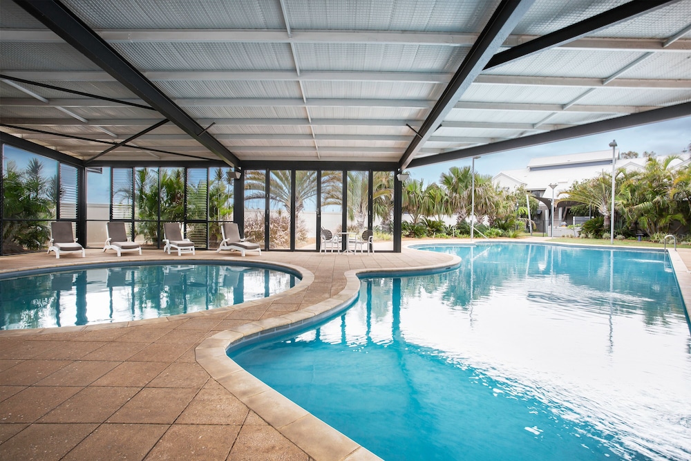 Mantra Geraldton 4/65