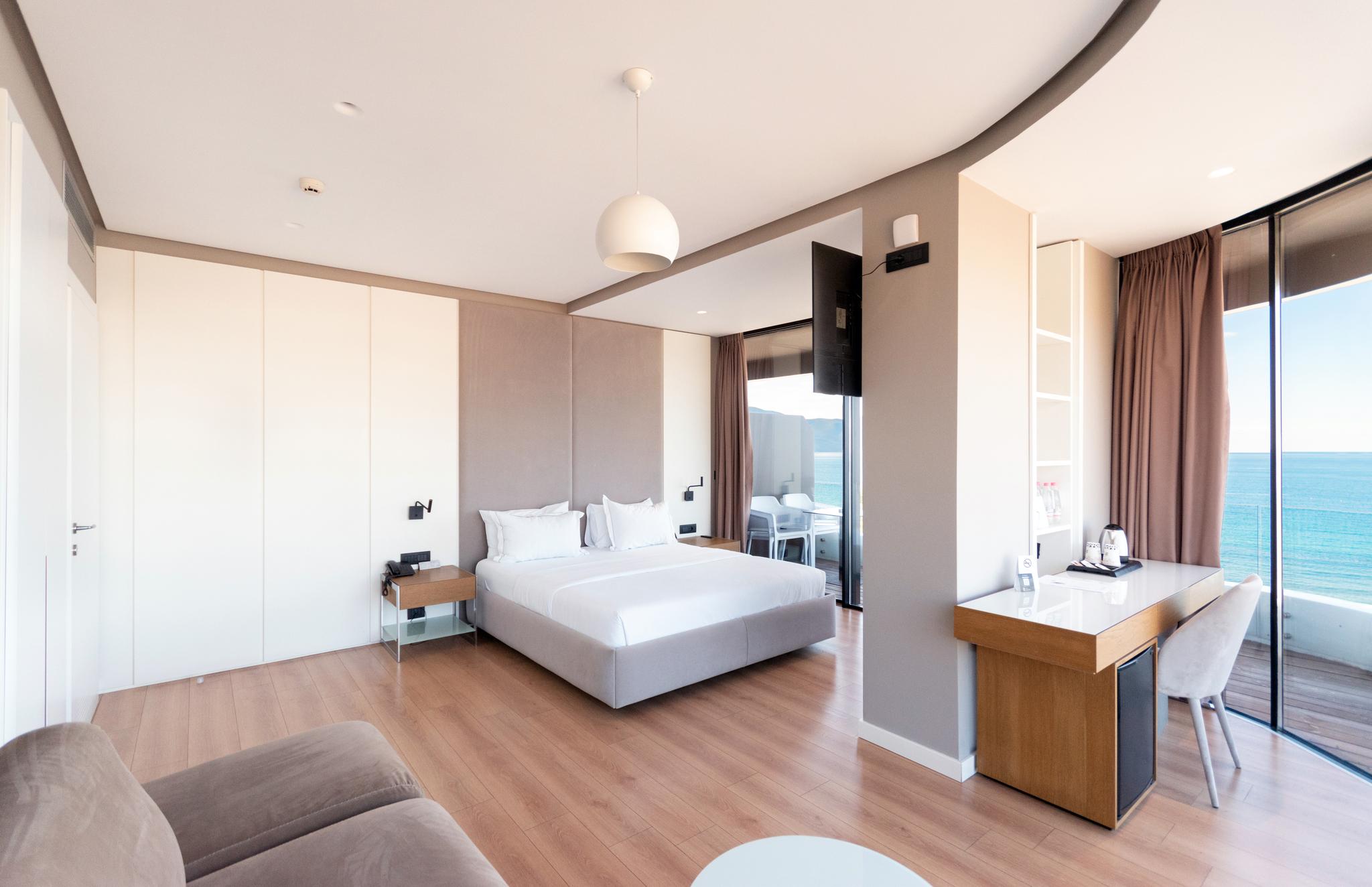 2 Rooms, Family Suite