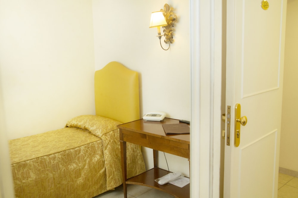 Minotel Lanzillotta 8/25
