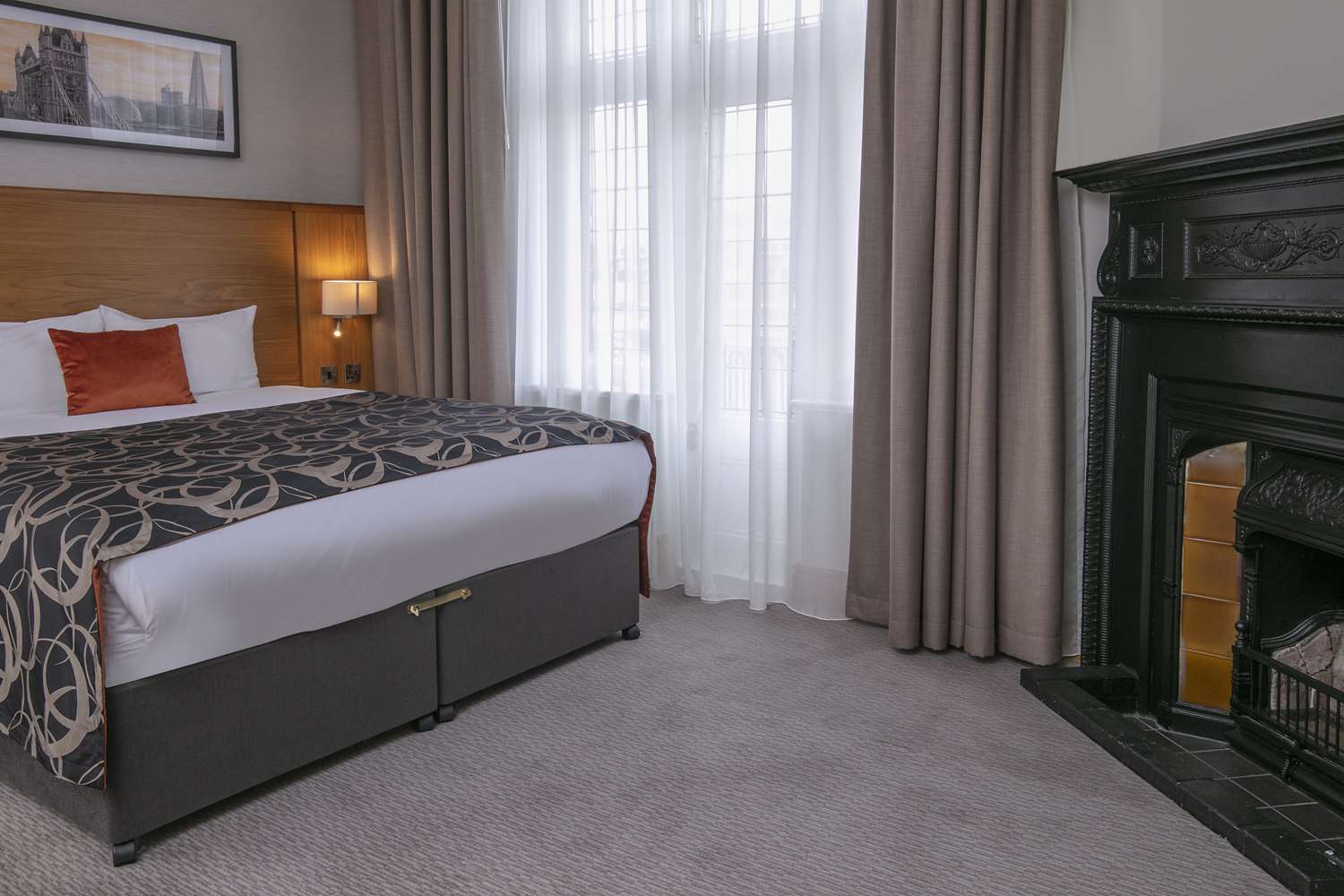 The Crown London, WorldHotels Distinctive 20/47