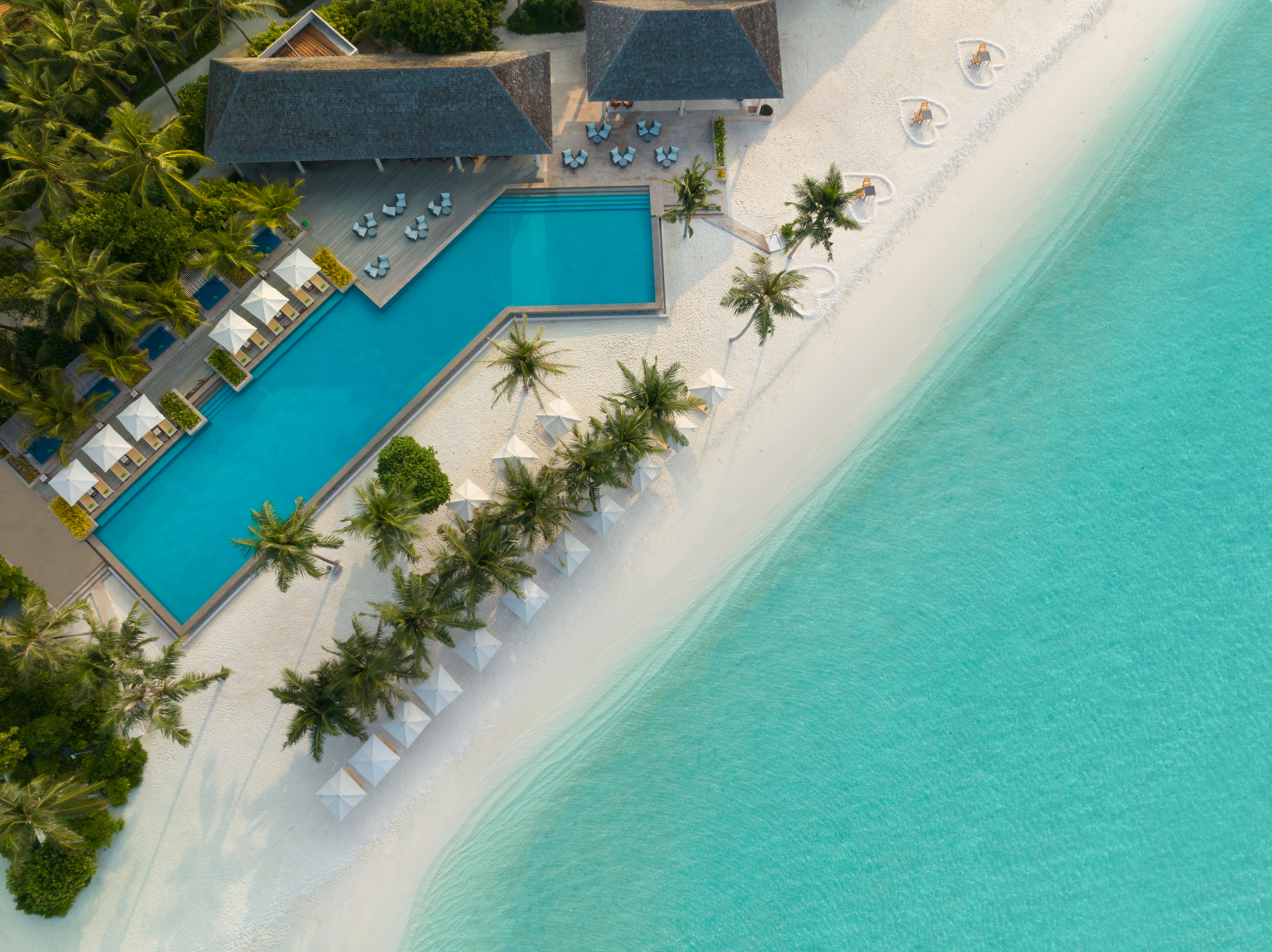 Emerald Faarufushi Resort and Spa 86/94