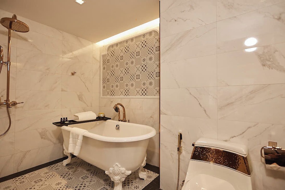 CHINO at Nimman Luxury Boutique Hotel 47/50