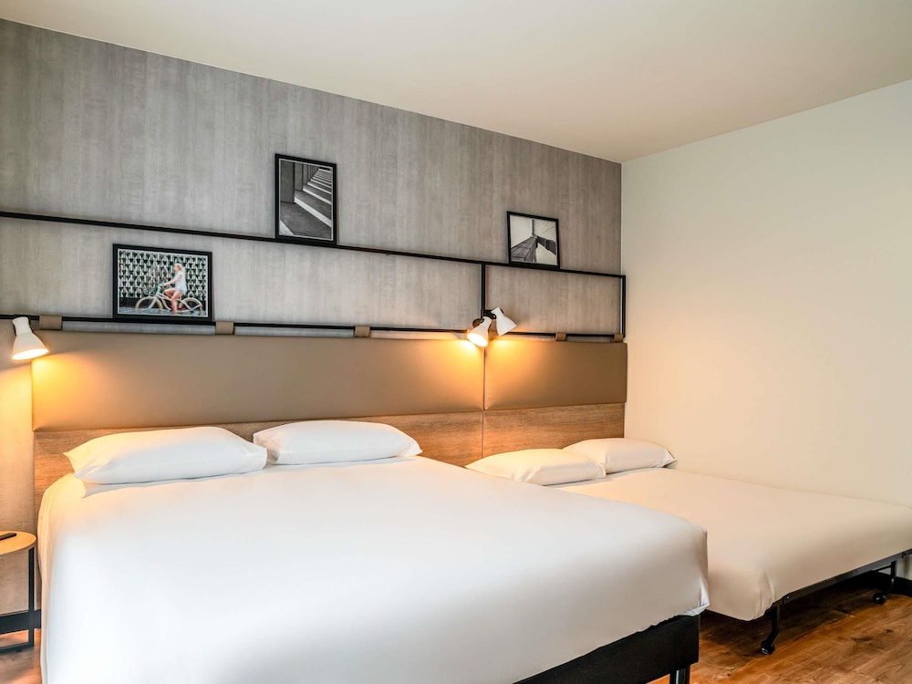 Ibis Bordeaux Nord Carbon Blanc 14/50