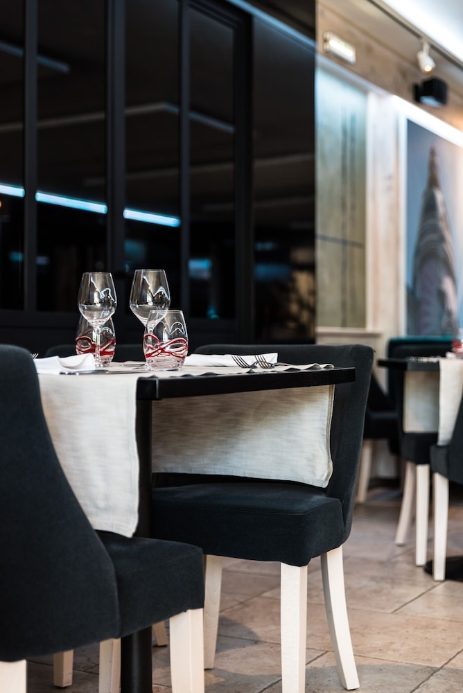 Logis Hotel L'Abreuvoir 30/50