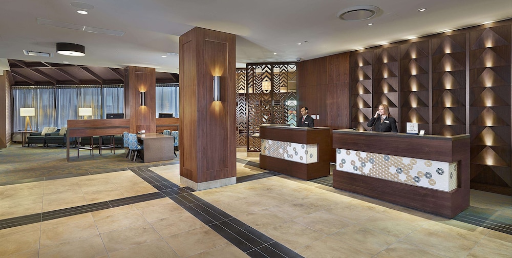 Doubletree By Hilton Hotel & Conference Centre Regina 5/80