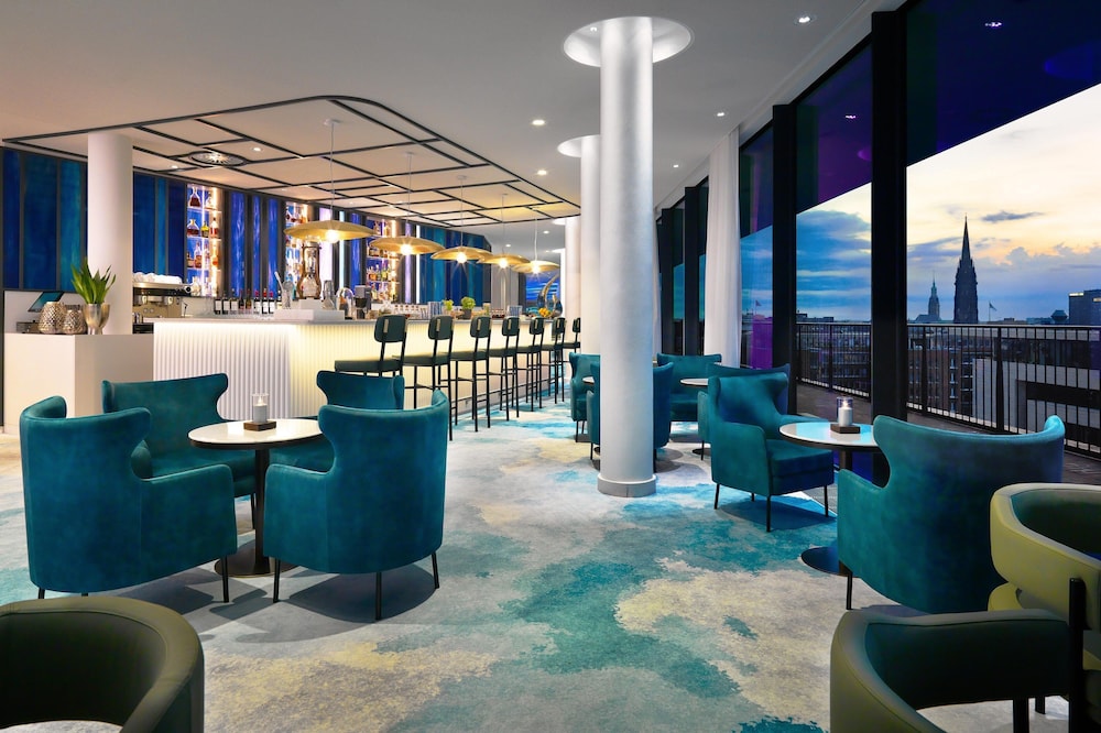 THE WESTIN HAMBURG 53/72