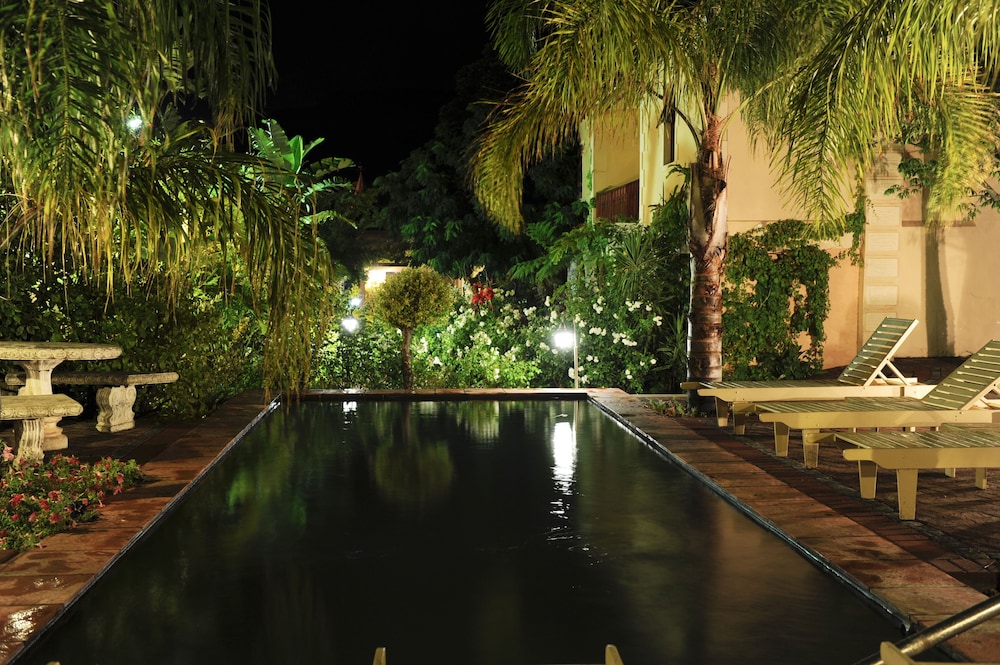 Montagu Country Hotel 1/89