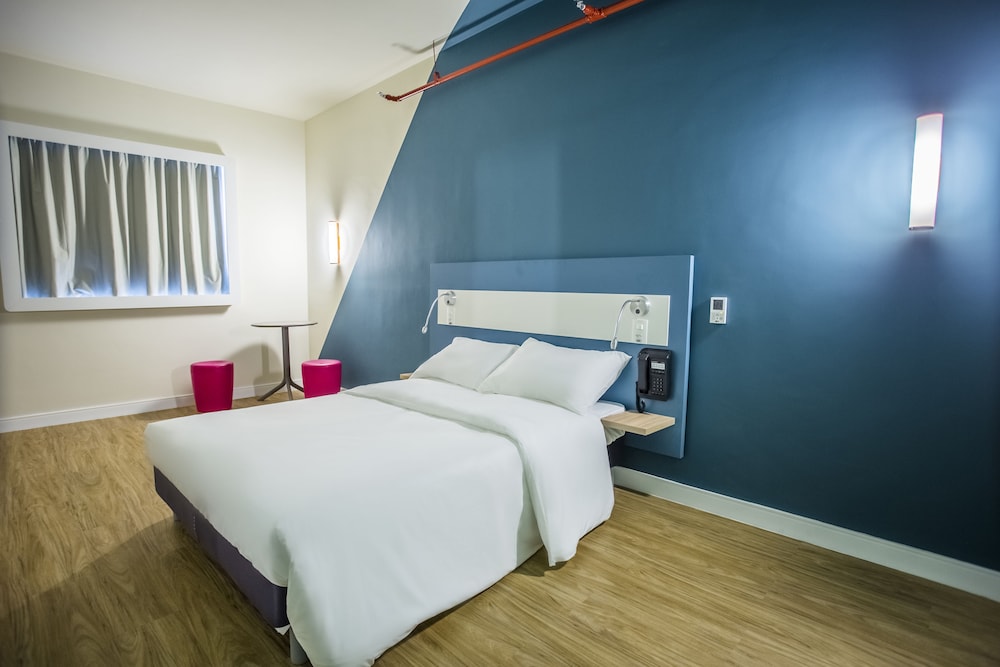 ibis budget Uberlandia 33/67