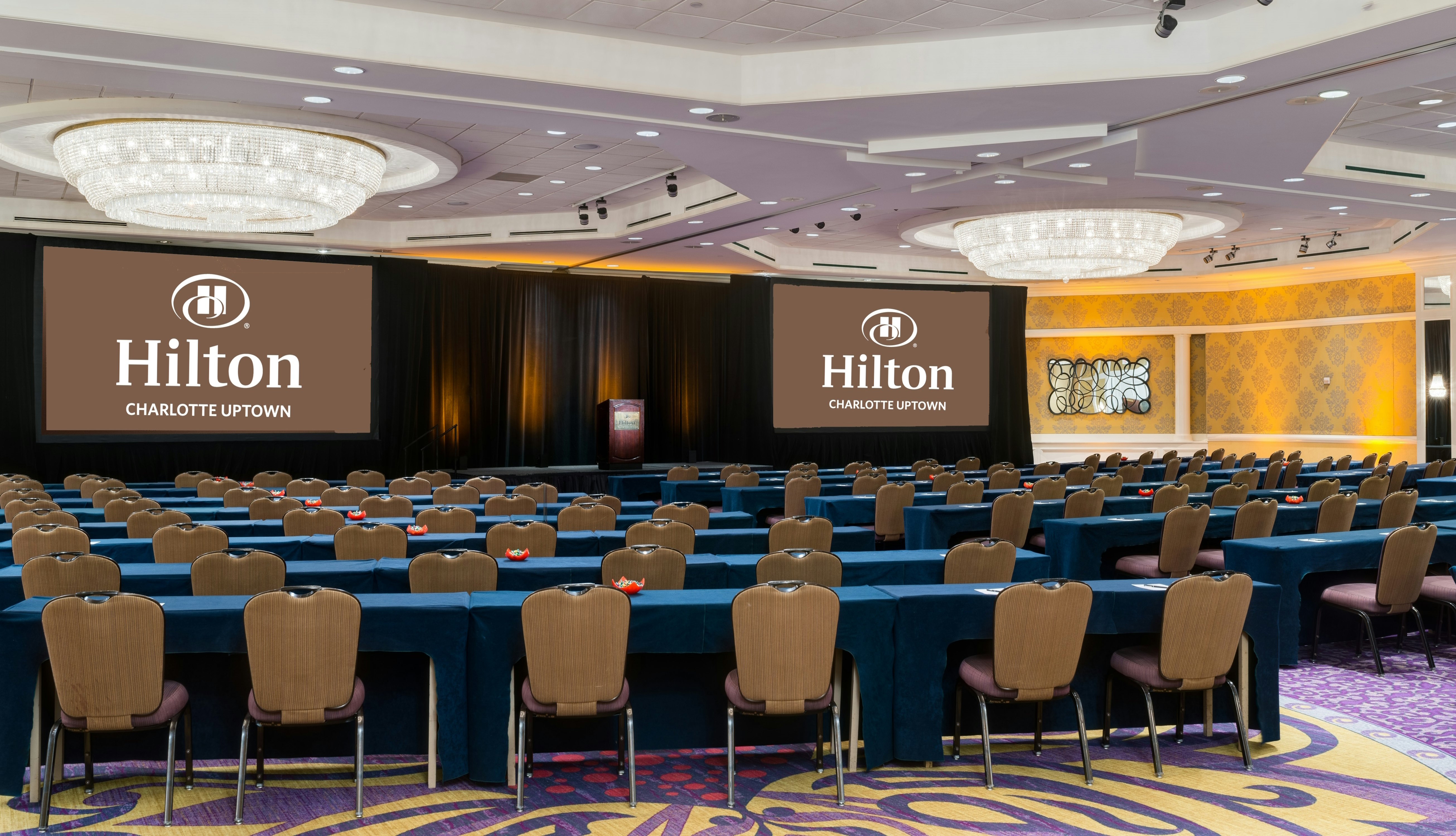 Hilton Charlotte Uptown (ex Hilton Charlotte Center City) 75/82