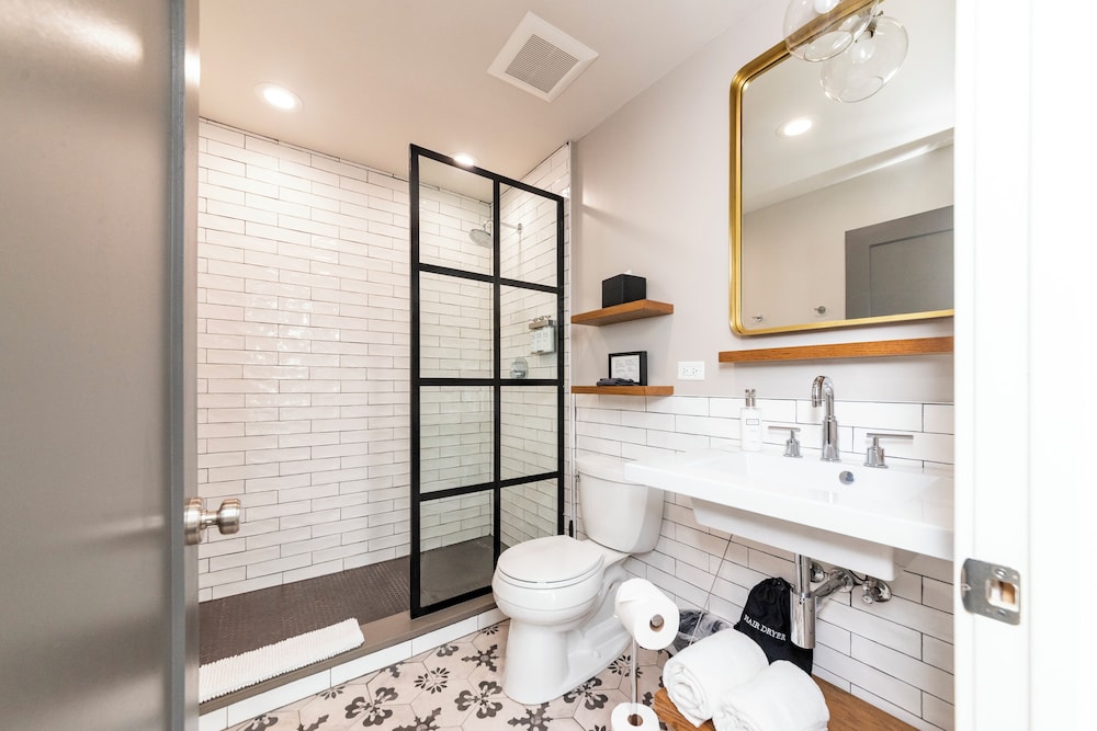 Wicker Park Inn 47/50