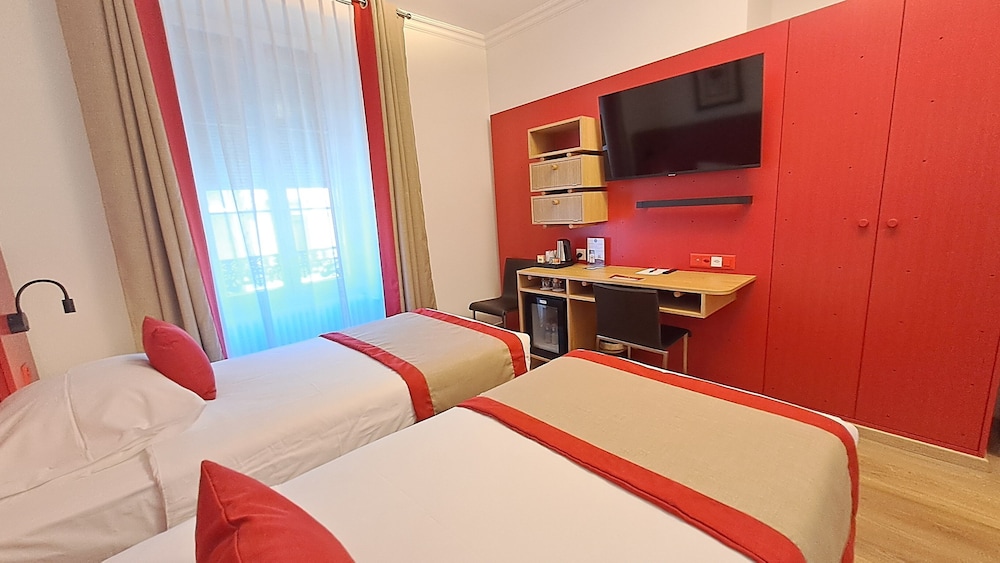 CLASSIC, DOUBLE OR TWIN BED