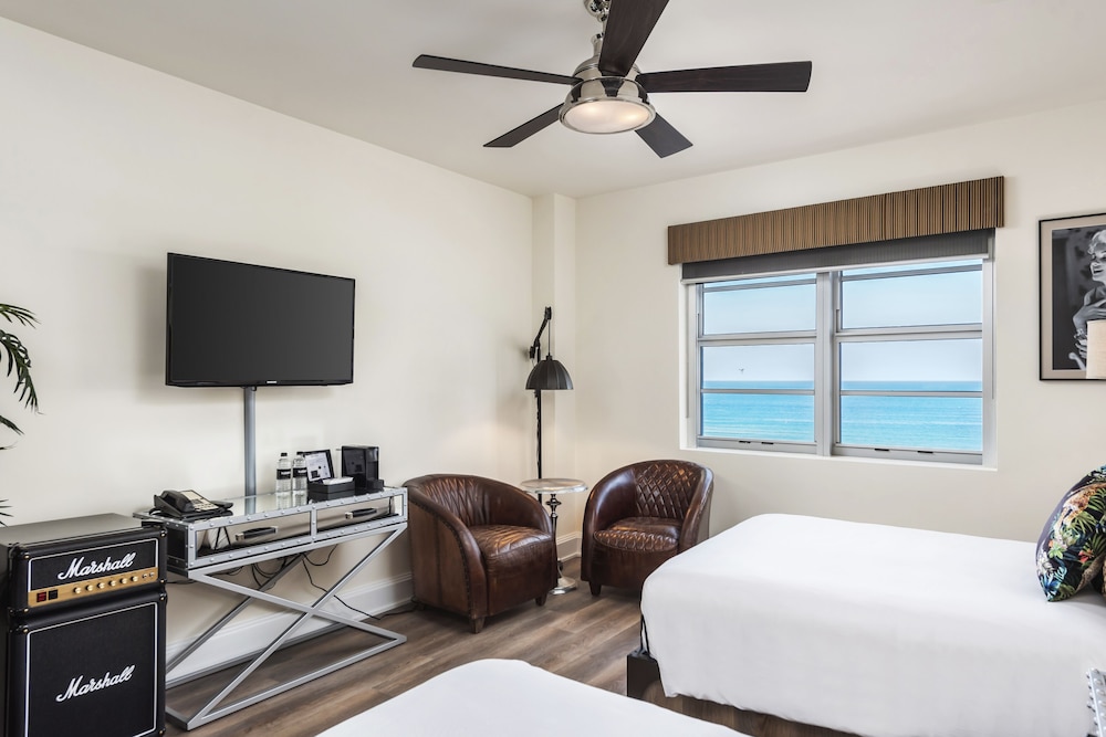 National Hotel Miami Beach 48/73