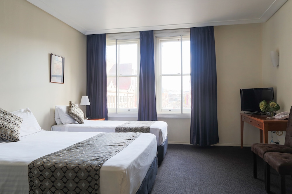 The Capitol Hotel 17/62