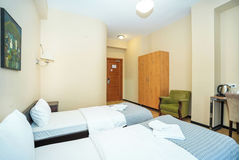 Andza Tbilisi Hotel 26/84