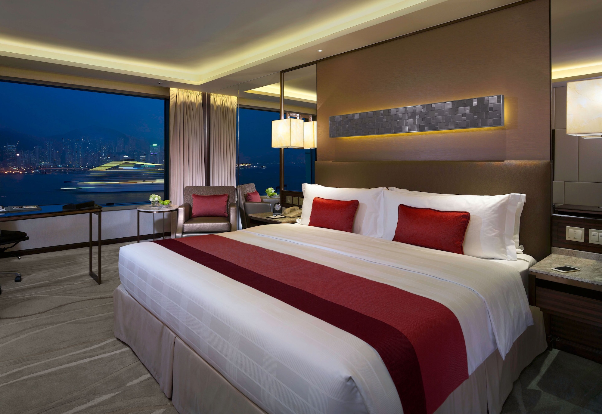 VICTORIA, CLASSIC, KING BED, HARBOUR VIEW