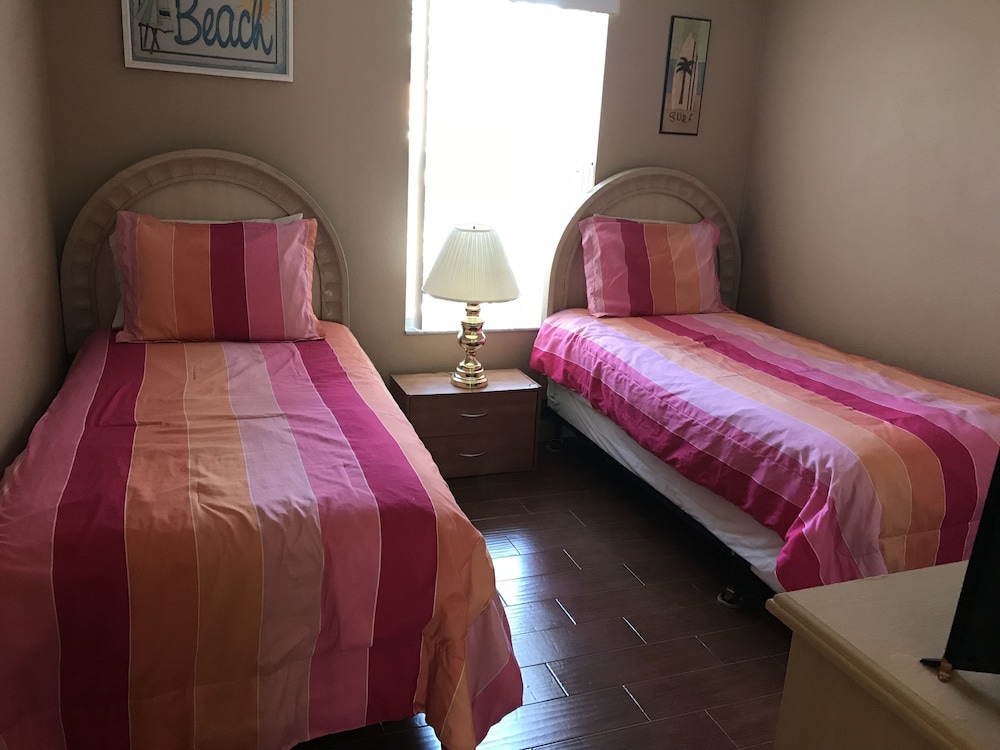 Freedom FL Condos of Kissimmee 8/43