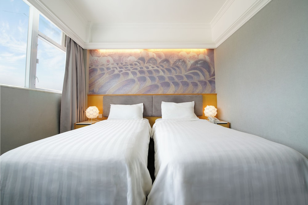 STANDARD, TWIN BEDS, OCEAN VIEW