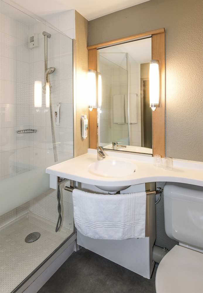 Ibis Bayeux Port En Bessin 13/73