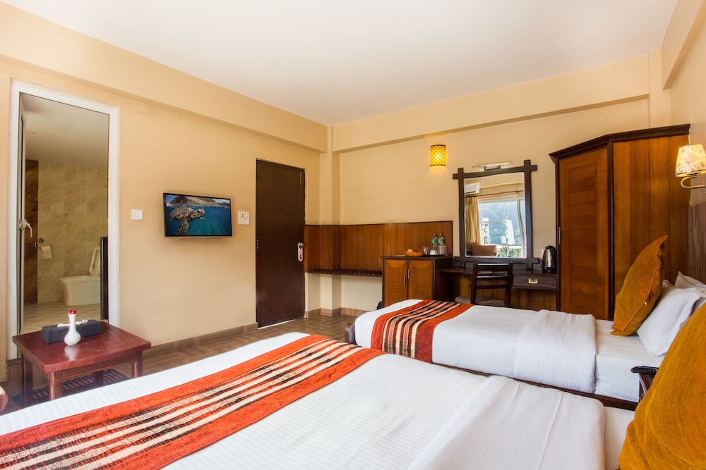 Pokhara Choice Inn 12/70