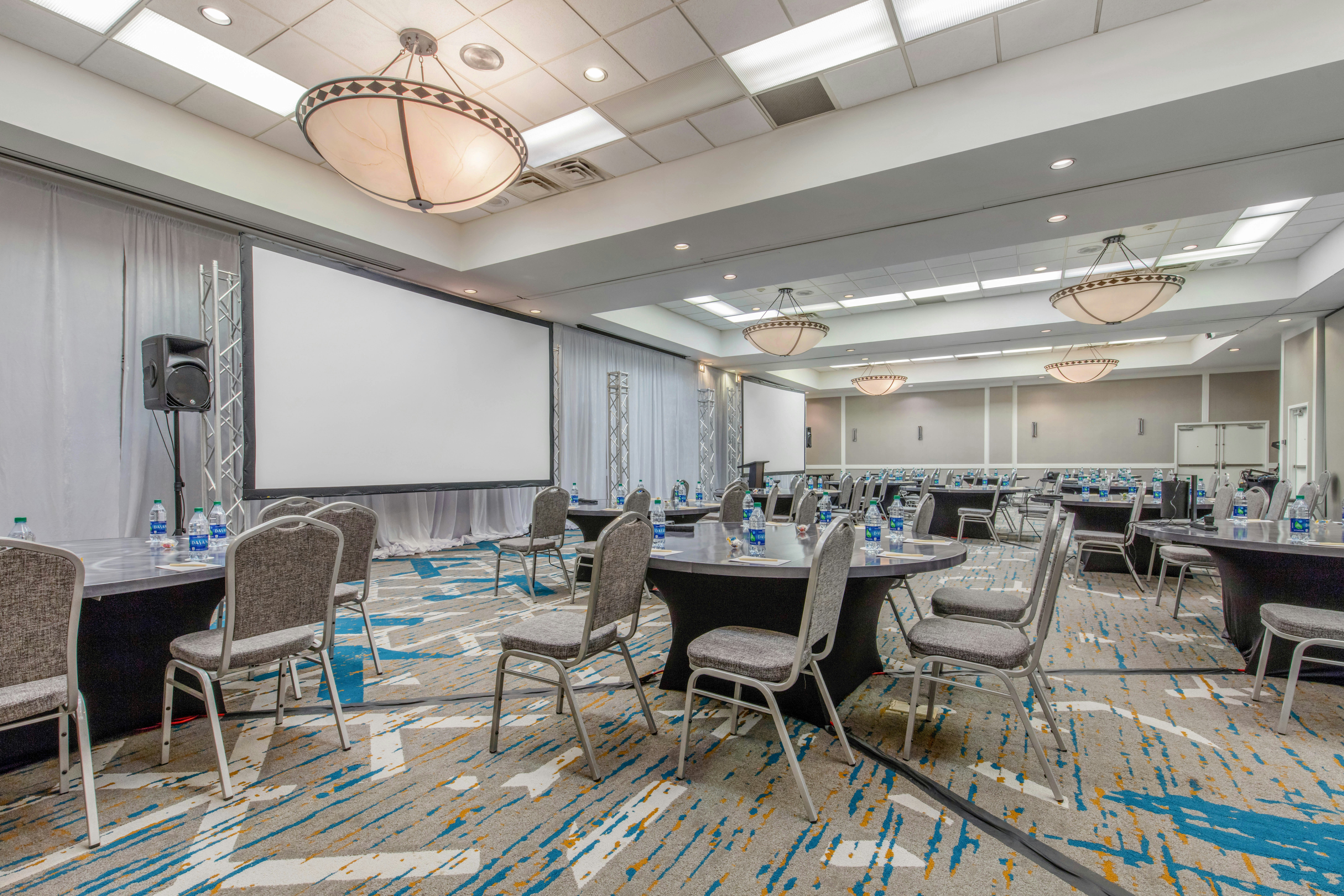 Doubletree By Hilton Birmingham Perimeter Park 52/58