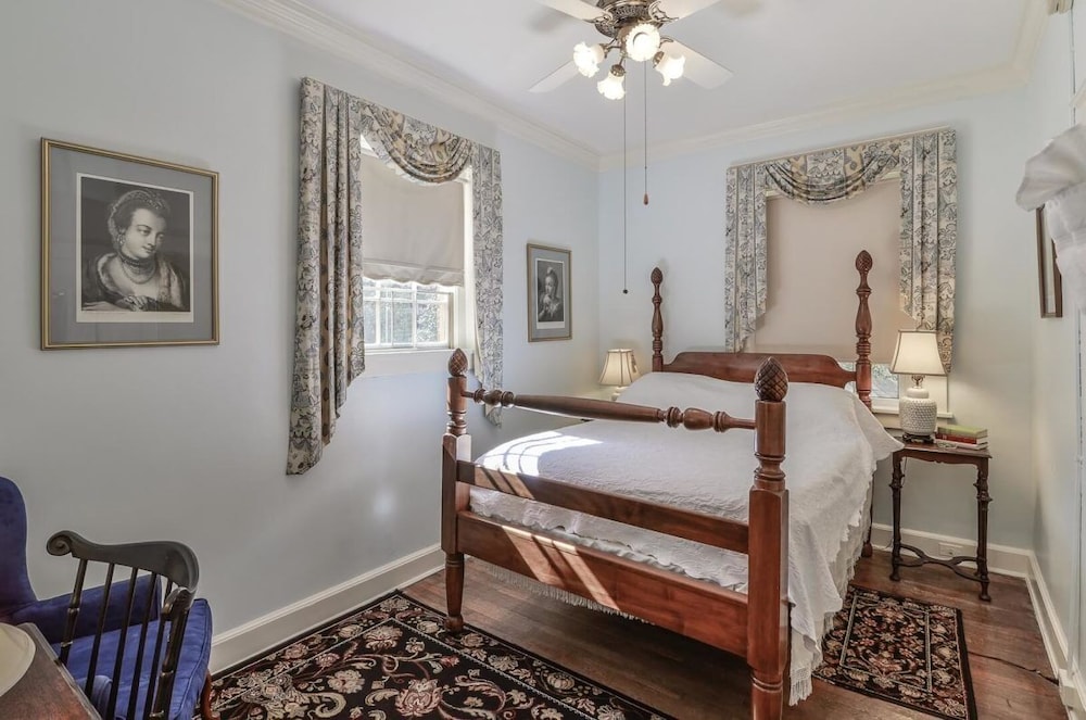 Cedars of Williamsburg Bed & Breakfast 18/50