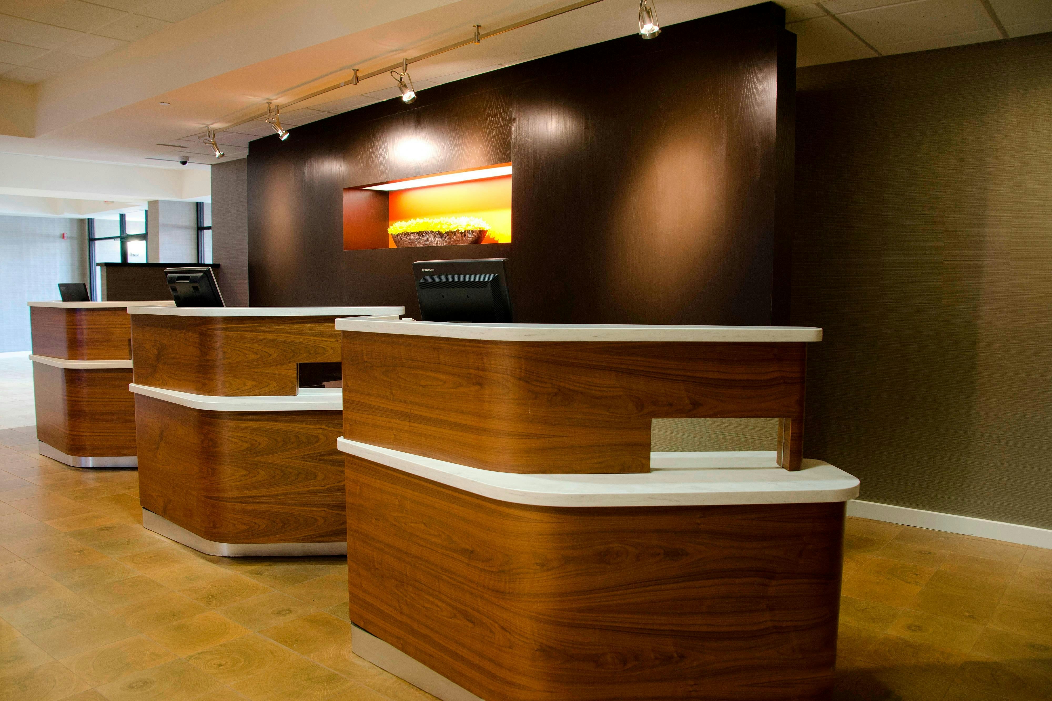 Courtyard By Marriott Waterbury Downtown 3/21