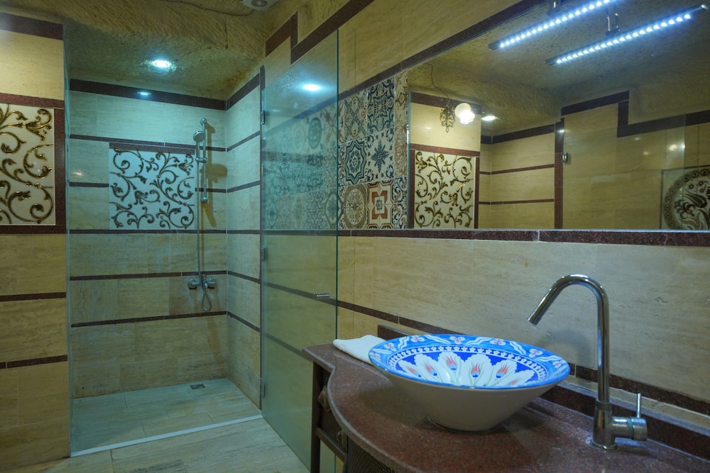 LUXURY, SUITE, QUEEN BED, PRIVATE POOL