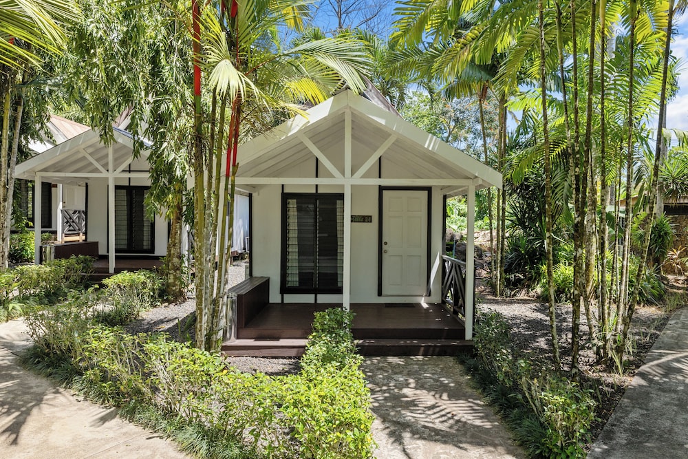 Orator Hotel Samoa 3/65