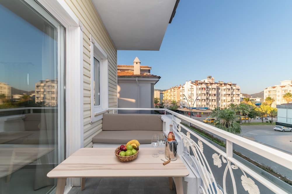 L Olive Homes 54/66