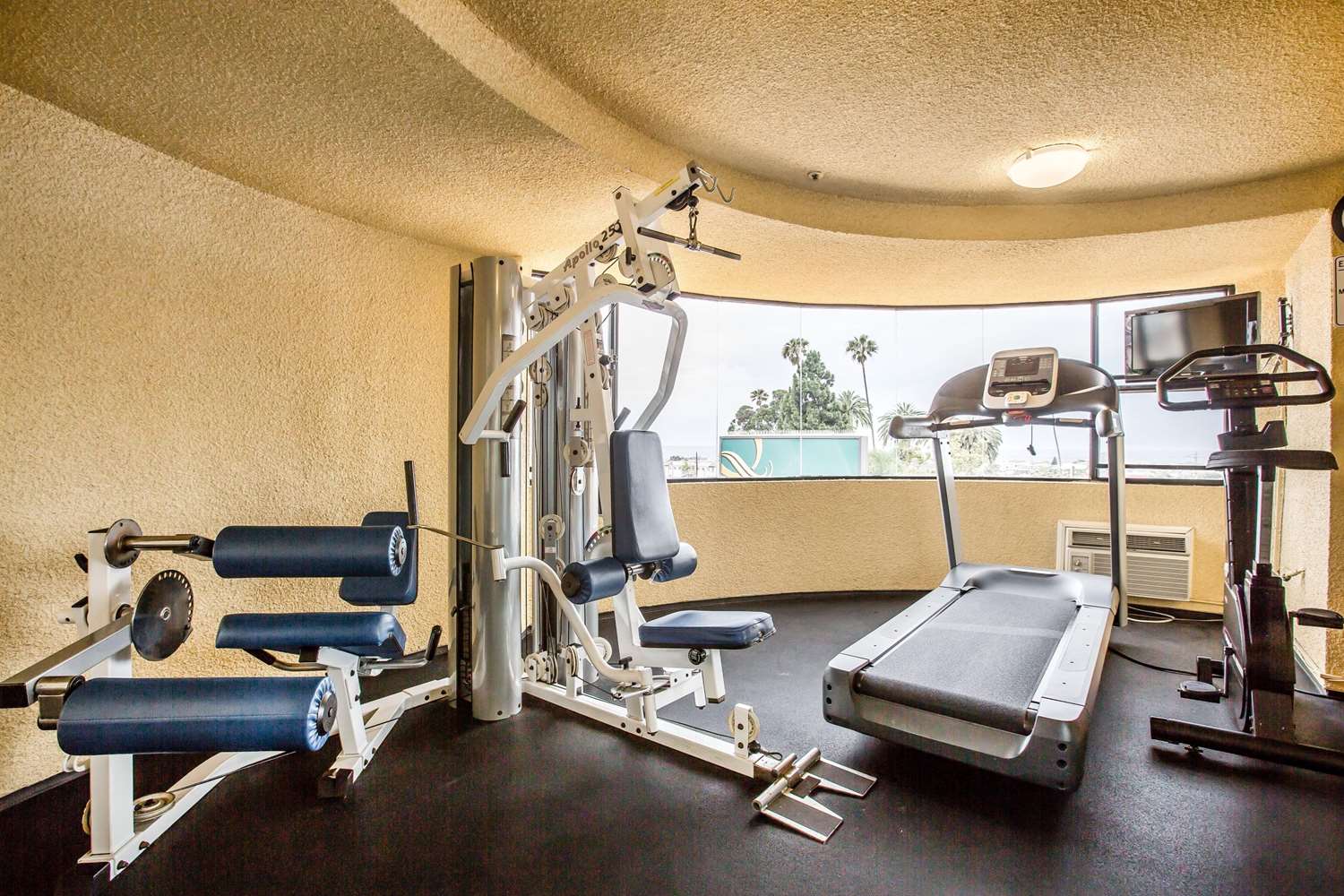 Quality Inn & Suites Hermosa Beach 26/38
