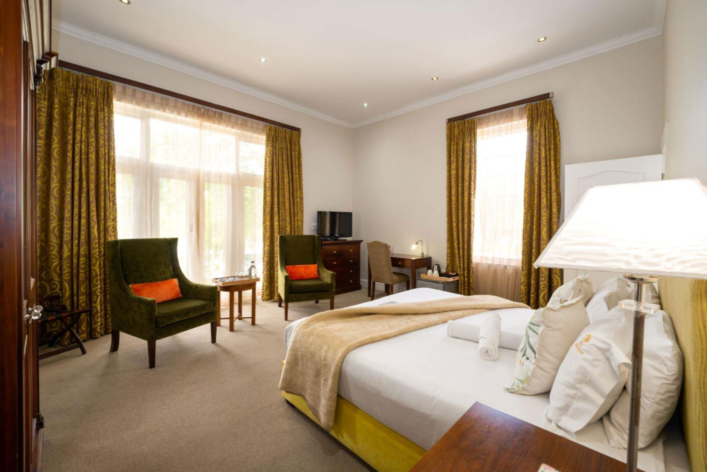 Gold, King Bed