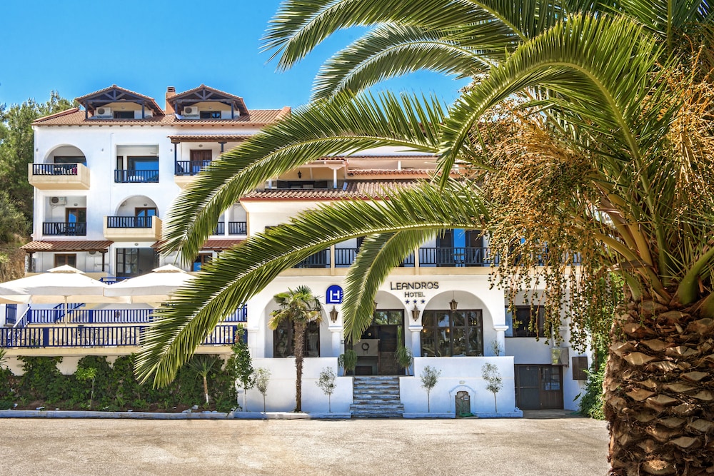 Leandros Hotel 45/50